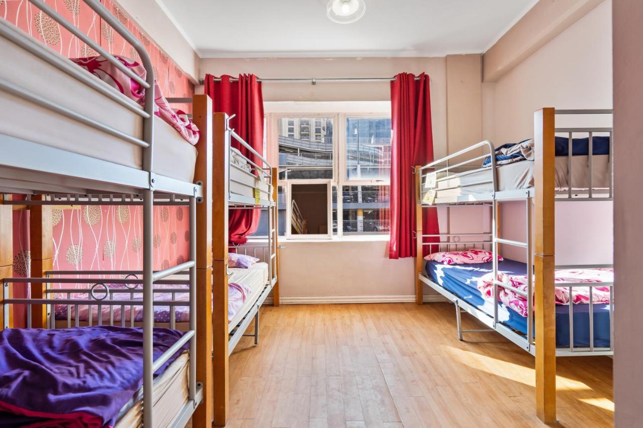 Frienz Backpacker Hostel โอ๊คแลนด์ ภายนอก รูปภาพ