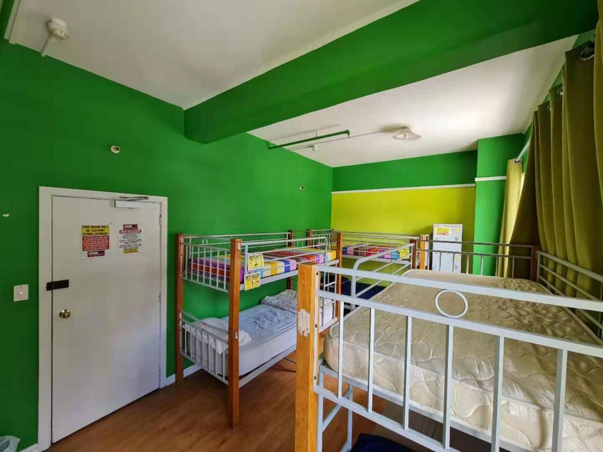 Frienz Backpacker Hostel โอ๊คแลนด์ ภายนอก รูปภาพ