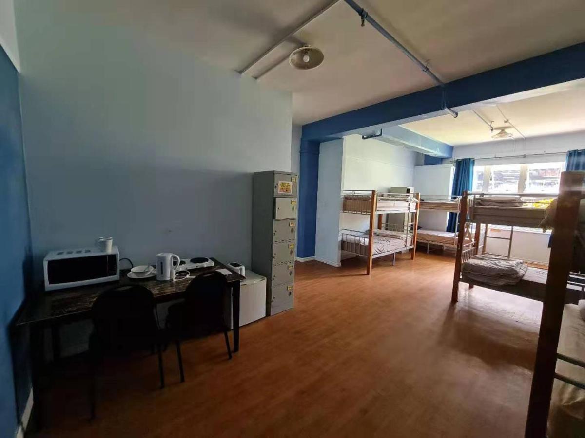 Frienz Backpacker Hostel โอ๊คแลนด์ ภายนอก รูปภาพ