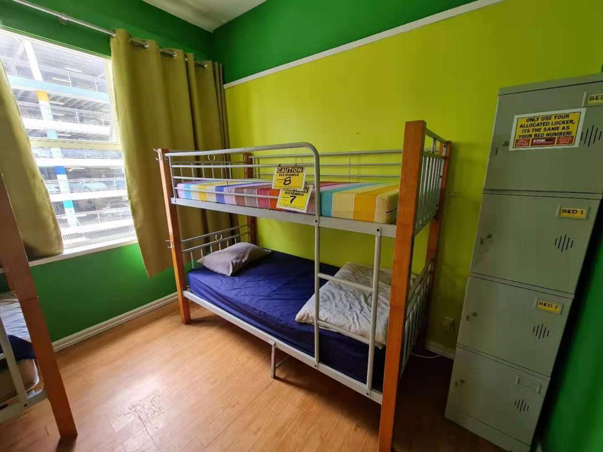 Frienz Backpacker Hostel โอ๊คแลนด์ ภายนอก รูปภาพ