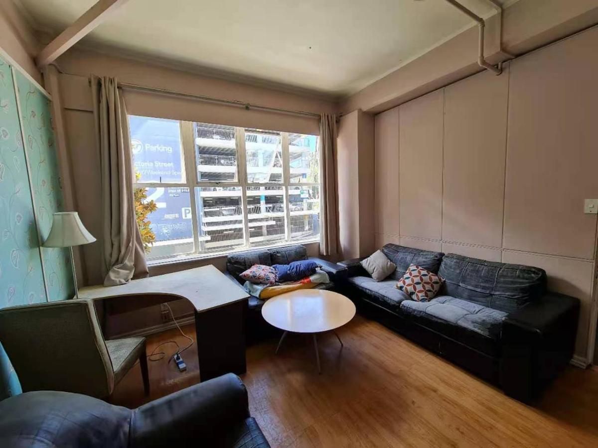 Frienz Backpacker Hostel โอ๊คแลนด์ ภายนอก รูปภาพ