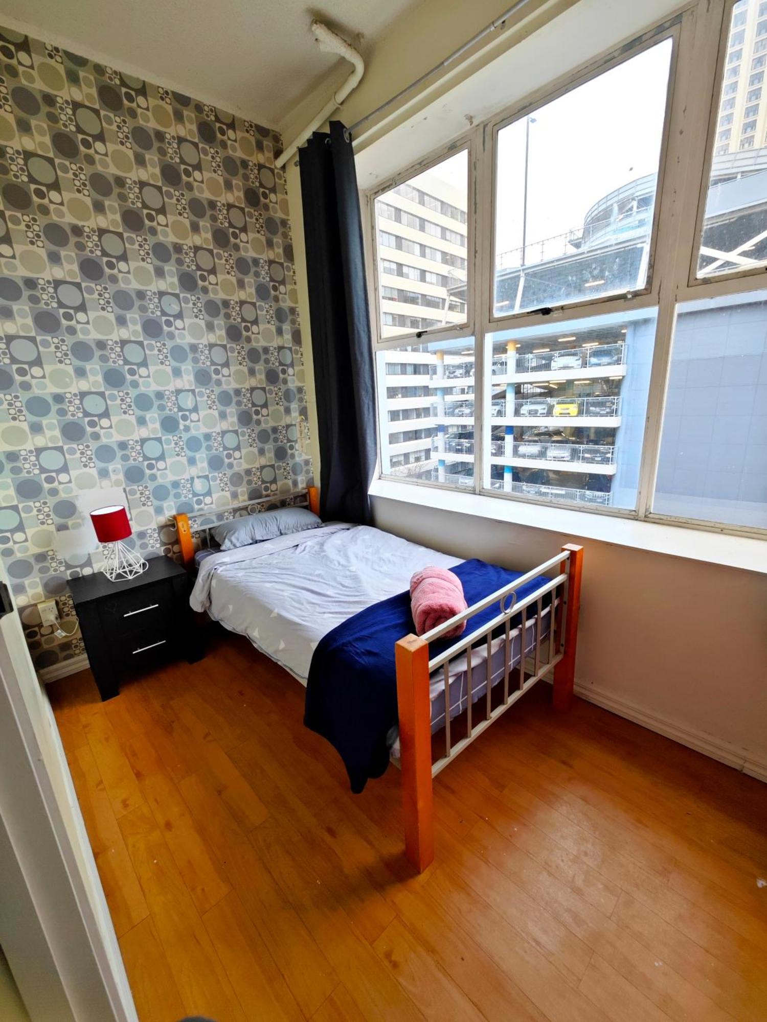 Frienz Backpacker Hostel โอ๊คแลนด์ ภายนอก รูปภาพ