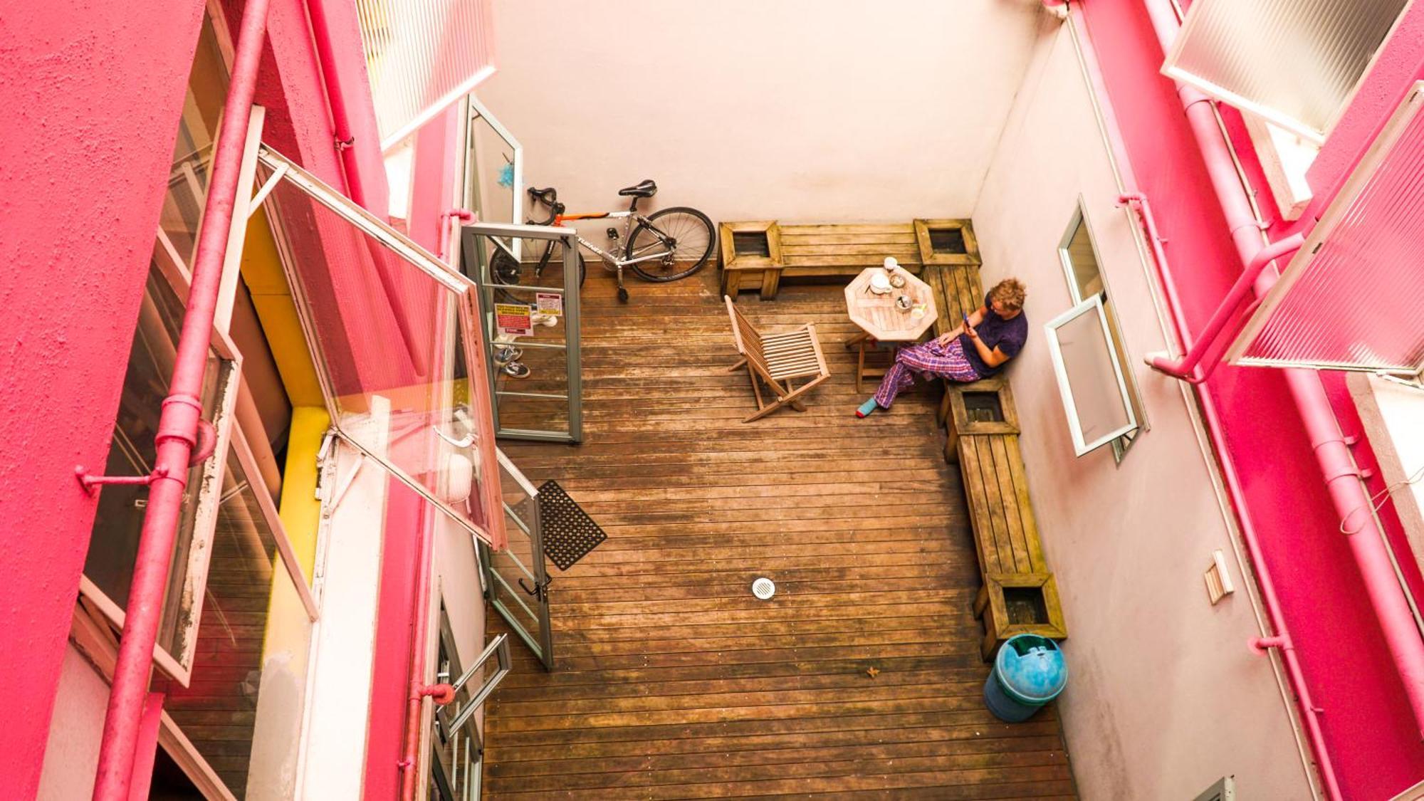Frienz Backpacker Hostel โอ๊คแลนด์ ภายนอก รูปภาพ