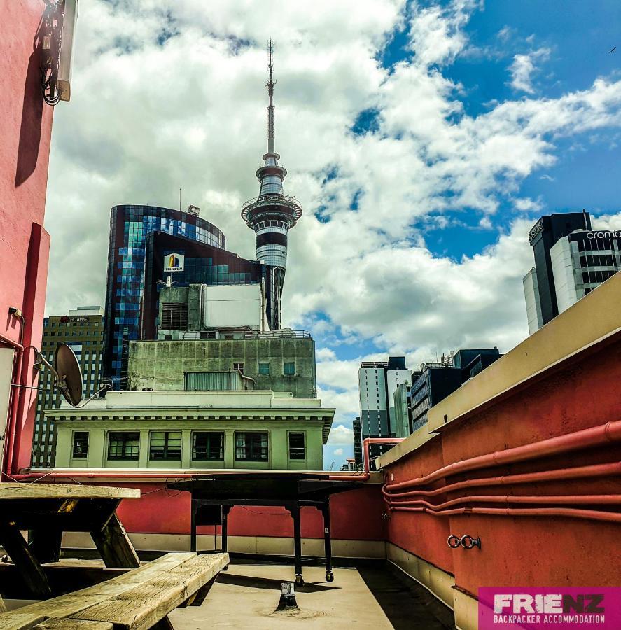 Frienz Backpacker Hostel โอ๊คแลนด์ ภายนอก รูปภาพ